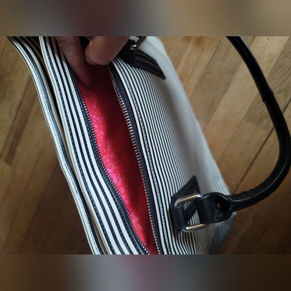 Stella & Dot Madison Tech Bag - Picture 6 of 15